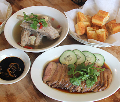 Braised Duck & Rice, Bak Kut Tehなどおすすめメニュー